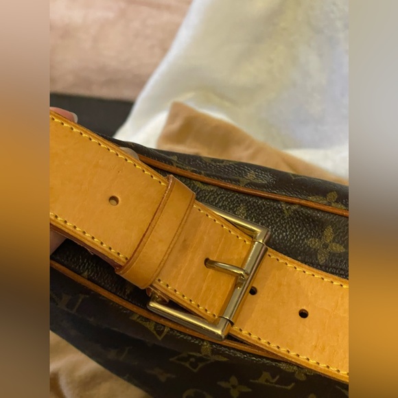 ❤️SOLD❤️✨RARE✨ Auth Preloved LOUIS VUITTON Croissant GM Shoulder Bag in Monogram - Picture 5 of 10